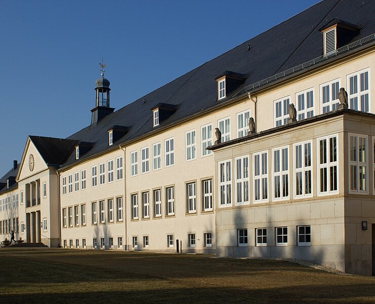 Bergbaugebiet Steinkohlebergbau - Gymnasium Oelsnitz Badstraße 3 (WFE GmbH Annaberg-Buchholz)