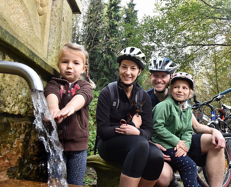 Fahrrad Familie (Egbert Kamprath)