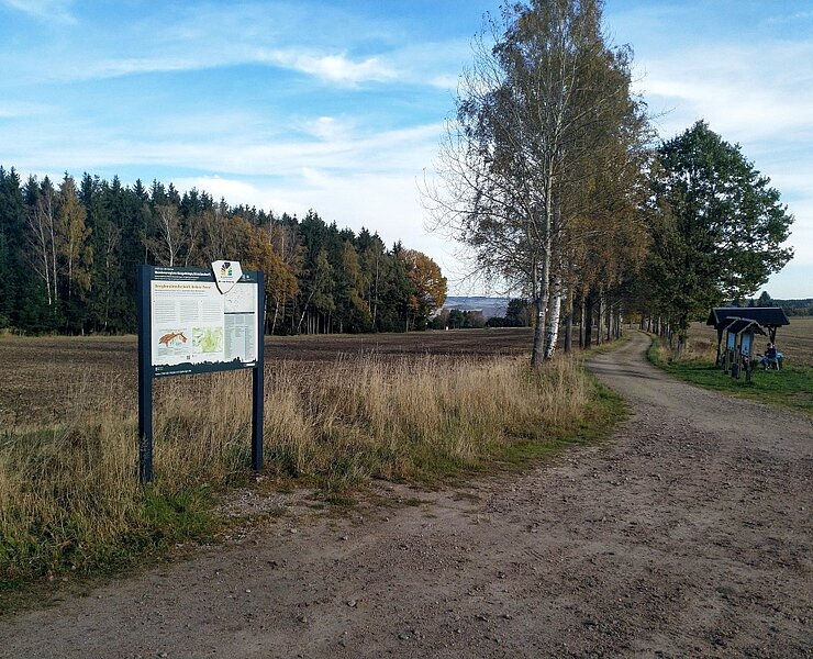 Rastplatz Hartmannsdorfer Forst in der Nähe der S 282 ()