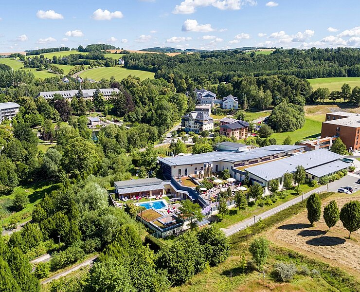 Luftbild Warmbad (BUR Werbeagentur GmbH/Dirk Rückschloss)