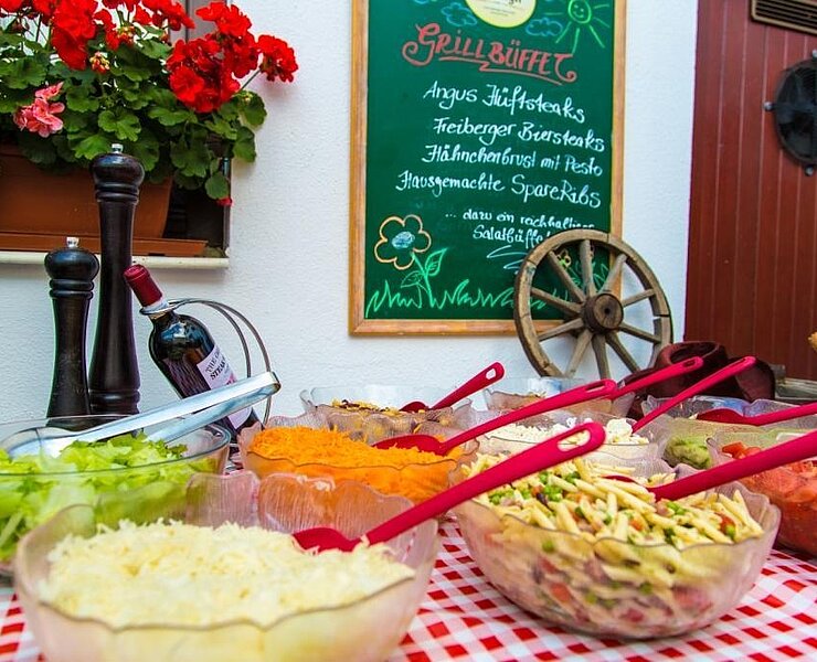 Salatbuffet Biergarten ()