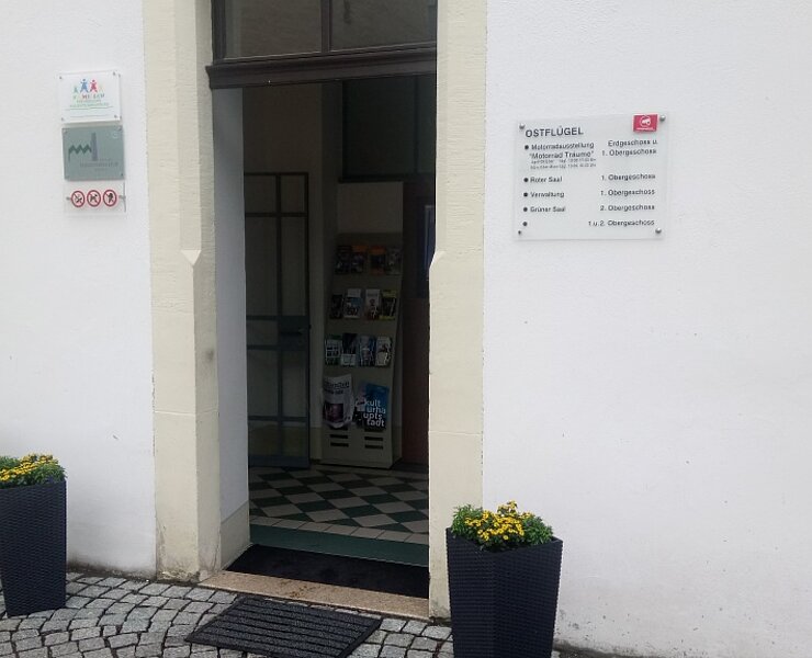 Eingang Museumskasse und Touristinformation auf dem Schloss Wildeck (Stadt Zschopau Schloss Wildeck)