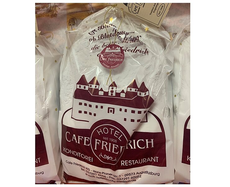 Konditorei Cafe Friedrich_hauseigener Stollen ()