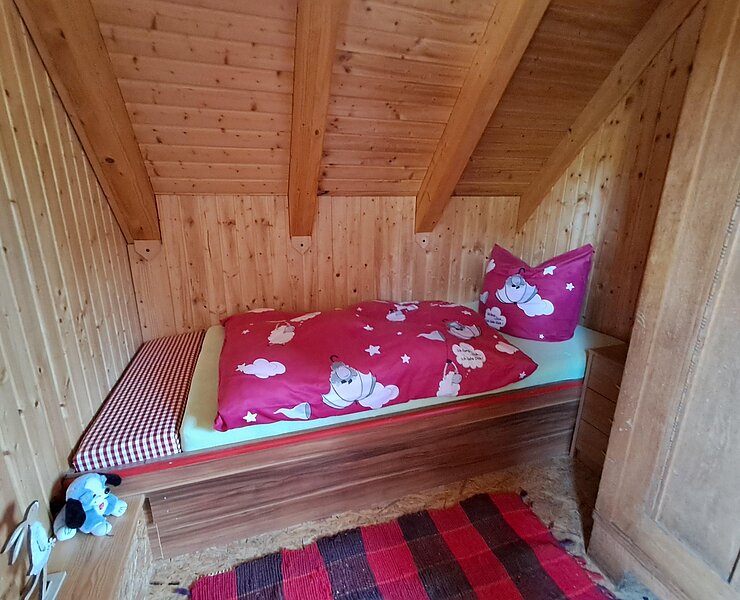 Schlafplatz mit Überlänge (2,30m) ()