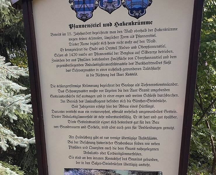 Infotafel Pfannenstiel und Hakenkrümme (Koordinator Städtebund Silberberg)