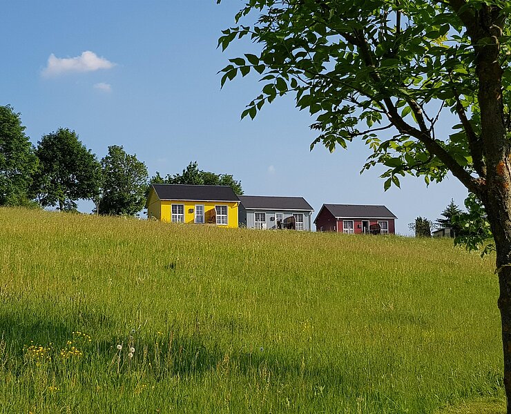 Ferienhäuser vom Badesee aus ()