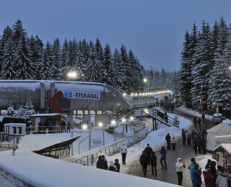 Rennschlitten- und Bobbahn (Egbert Kamprath)
