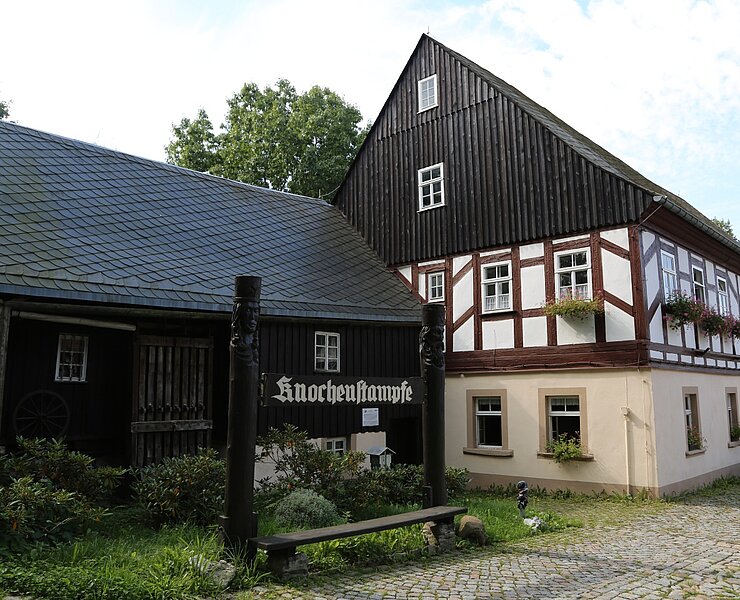 Knochenstampfe Dorfchemnitz ()