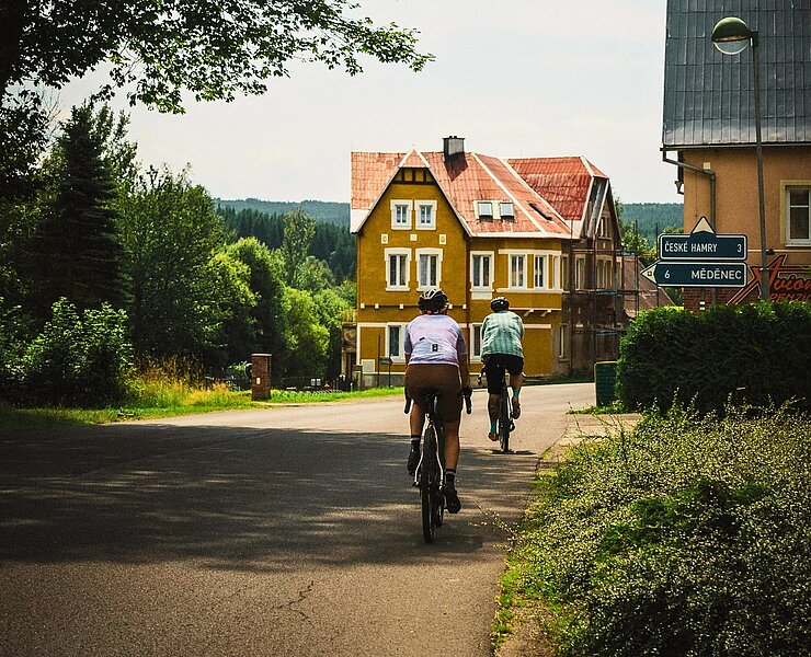Gravelbiken im böhmischen Erzgebirge (Tourismusverband Erzgebirge e.V./ Dan Zoubek)