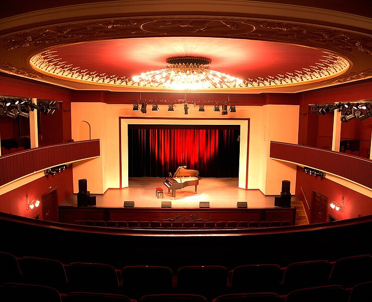 Stadttheater Glauchau - Großer Saal ()