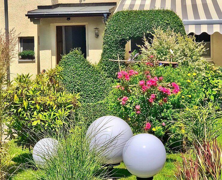 14. Garten ()