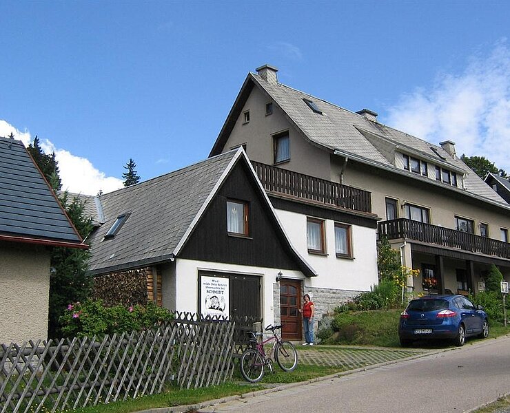 Haus im Sommer ()