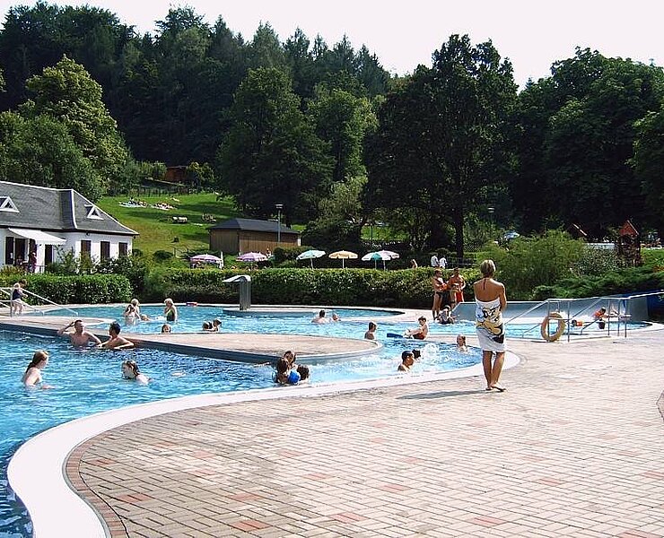 Naturbad Gornsdorf ()