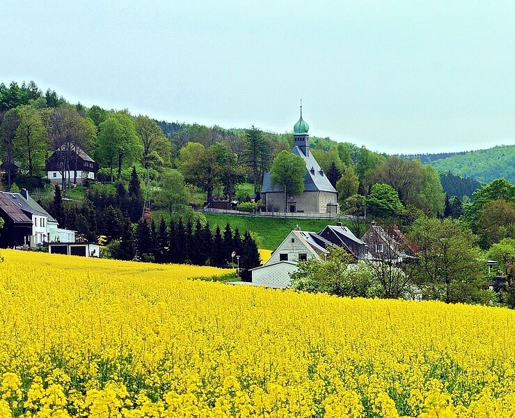 Evangelisch-Lutherische Bergkirche Oberneuschönberg (Birgit Frauenstein)