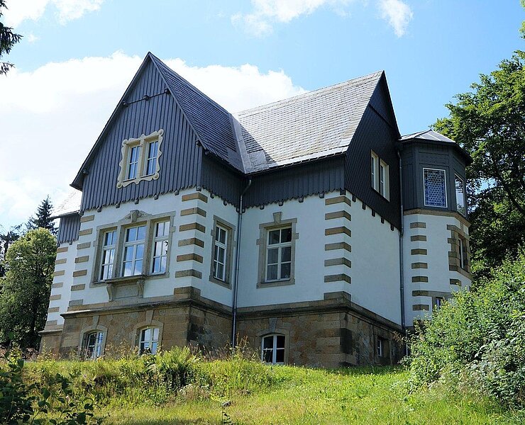 Die Villa ()