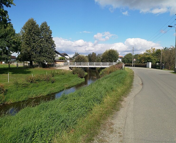 Pleißeradweg Langenhessen ()