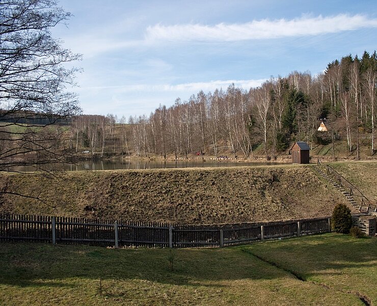 Montanlandschaft Schneeberg /  Siebenschlehener Pochwerk - Knappschaftsteich (WFE GmbH, Annaberg-Buchholz)