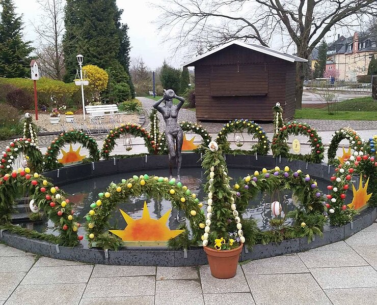 Osterbrunnen im Kurgebiet Bad Schlema (Claudia Curth)