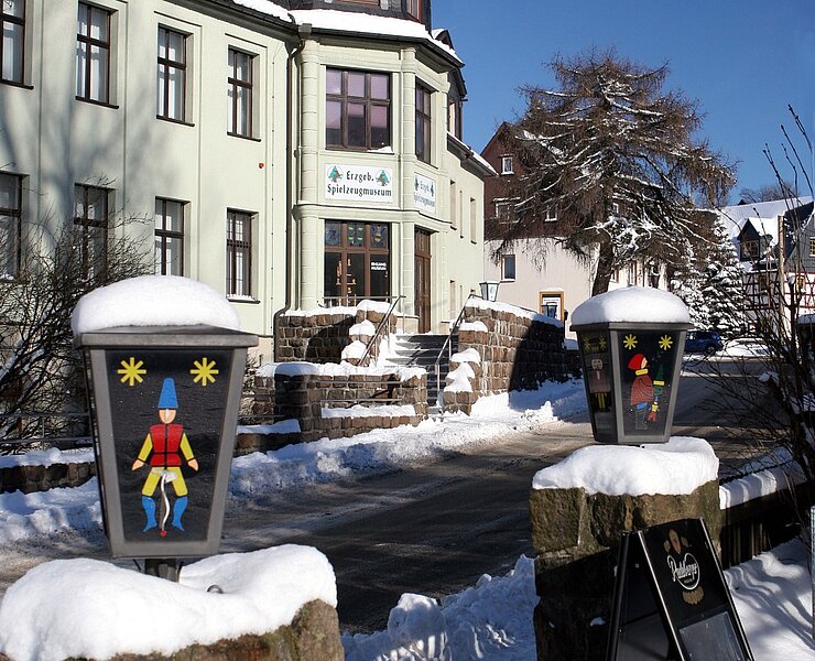  (Tourist Info)
