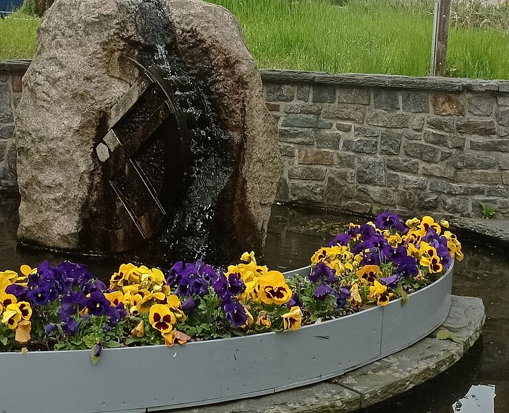 Brunnen am Mühlberg, ehemalige Schützmühle Zwönitz ()