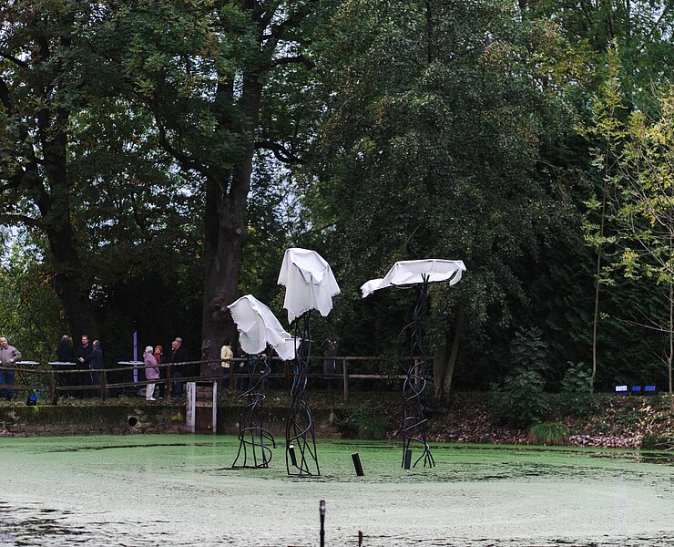Monika Sosnowska, “Ghosts”, 2025; Courtesy: Monika Sosnowska und Capitain Petzel, Berlin, Foto: Ernesto Uhlmann (Ernesto Uhlmann)