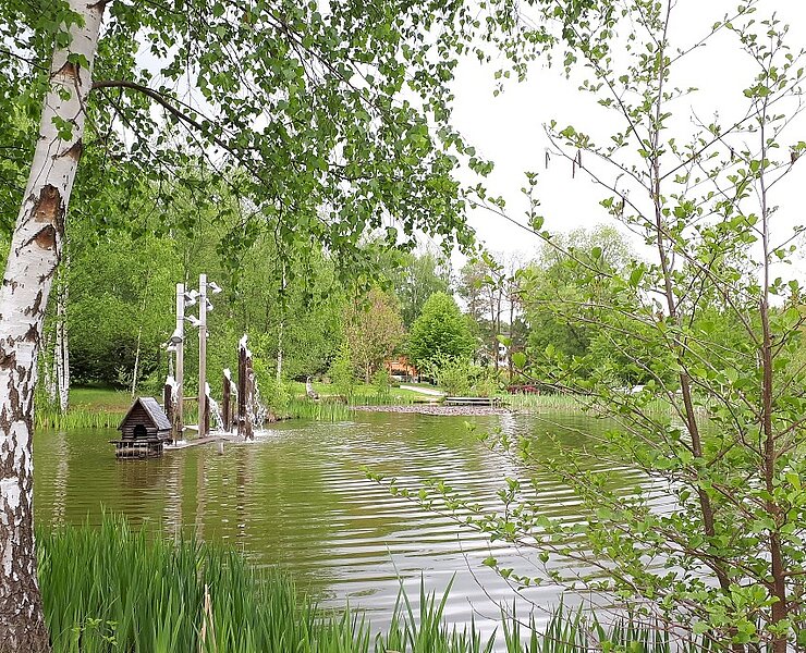 Kurpark mit Teich in Bad Schlema ()