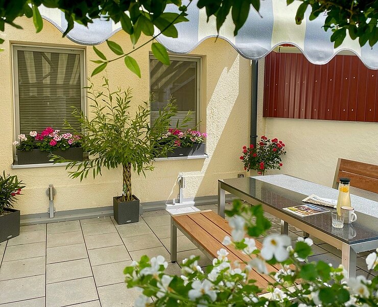 Terrasse ()