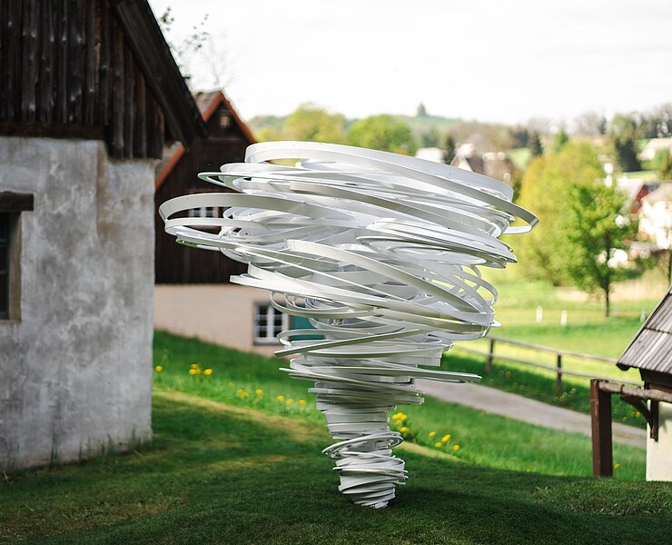 © Alice Aycock, Twister Again, 2022; Courtesy: Galerie Thomas Schulte (Ernesto Uhlmann)