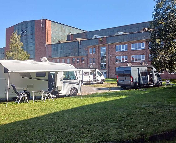 4 Star Campervans - WOMO-Stellplatz in Chemnitz ()
