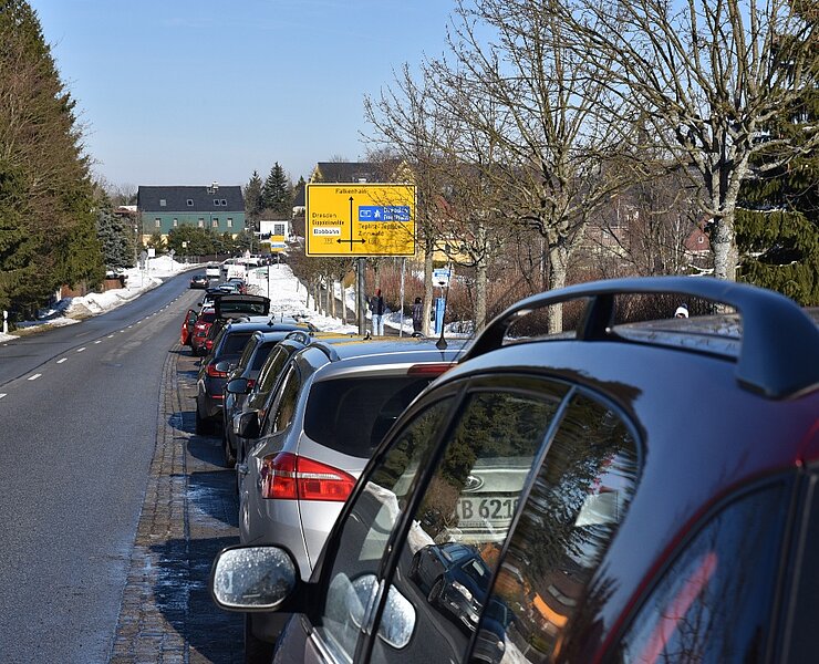 Parkplatz Rehefelder Str. (Egbert Kamprath)