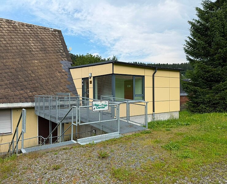 Eingang Loipen- und Trailcenter ()
